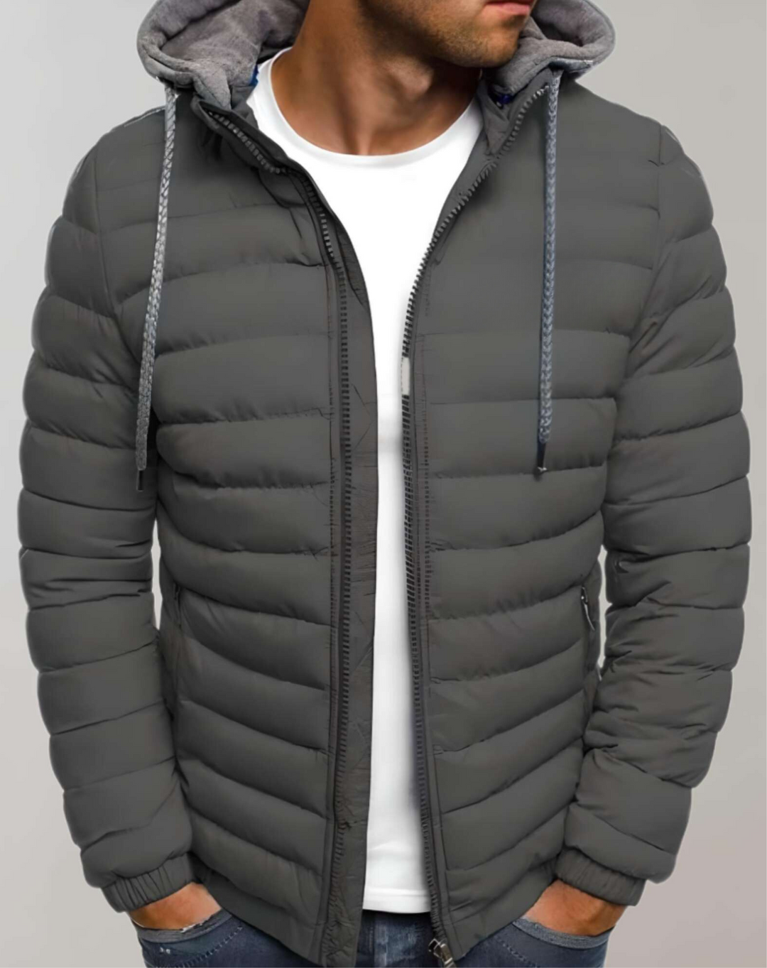 Giacca piumino uomo ultraleggera, traspirante, ideale per la mezza stagione. Stile e comfort.