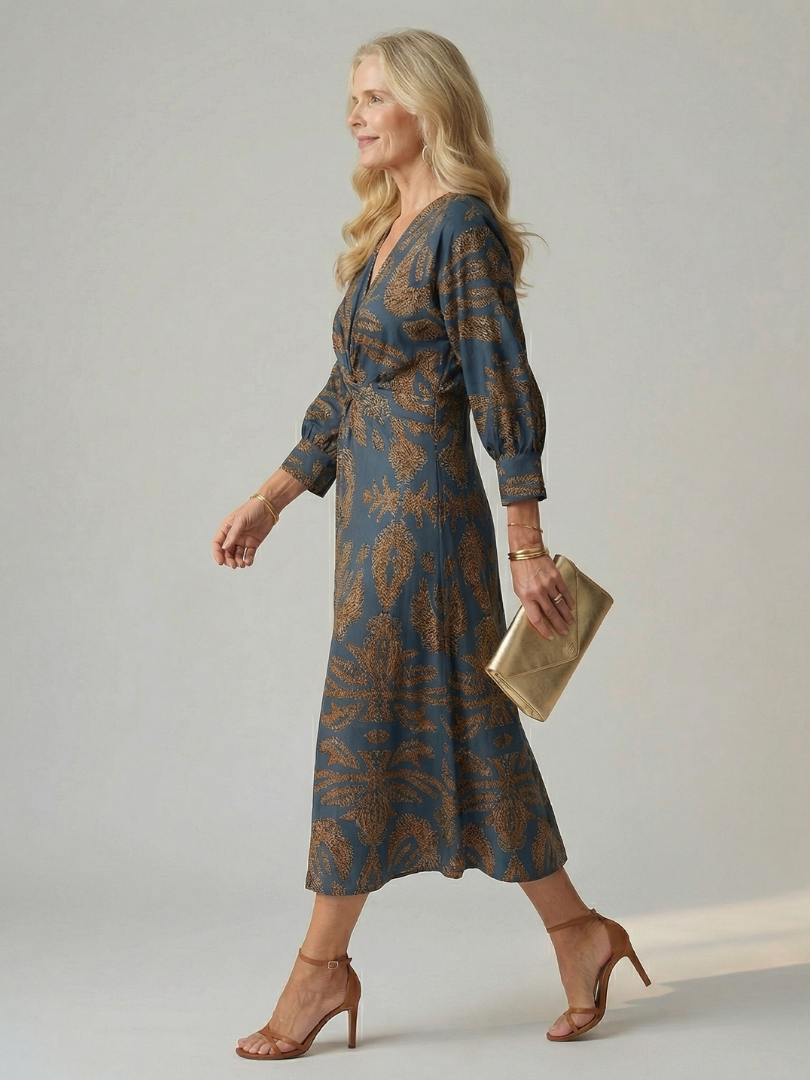 Vestito estivo donna, modello midi incrociato, valorizzante e dal tocco naturale.