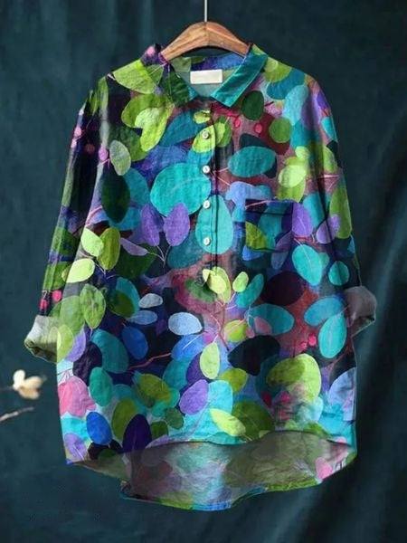 Blusa donna a fiori, un tocco di eleganza femminile per la primavera e l'estate.