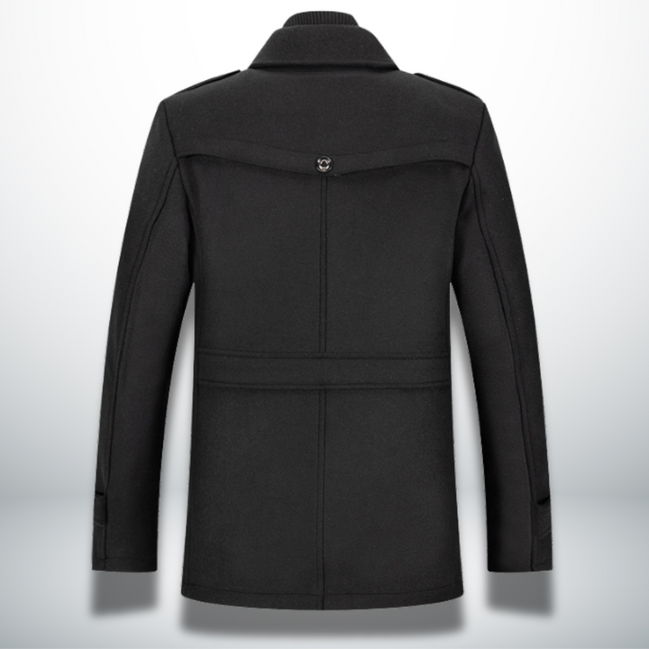 Uomo invernale: giacca con doppio collo e zip integrale, un outwear versatile ed elegante.