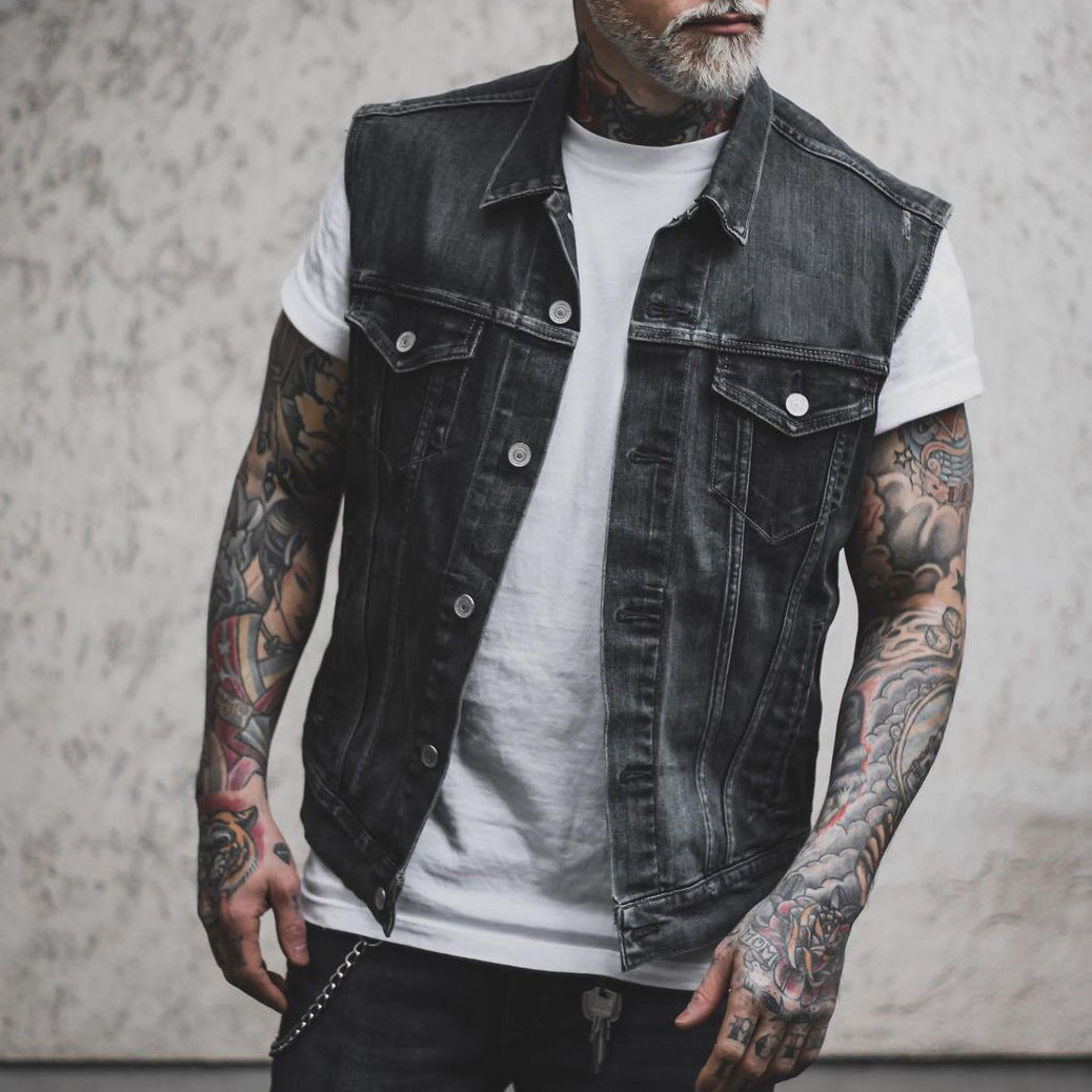 Giacca senza maniche nera da uomo, gilet casual autunnale. Perfetta per stile urbano e stratificazione versatile.