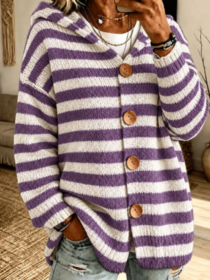 Maglione donna a righe: morbido e comodo, perfetto per le giornate fredde.