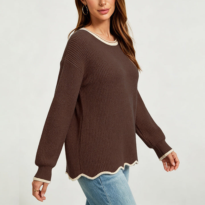 Maglia ampia donna marrone a girocollo. Comfort e moda per un look autunno/inverno rilassato.