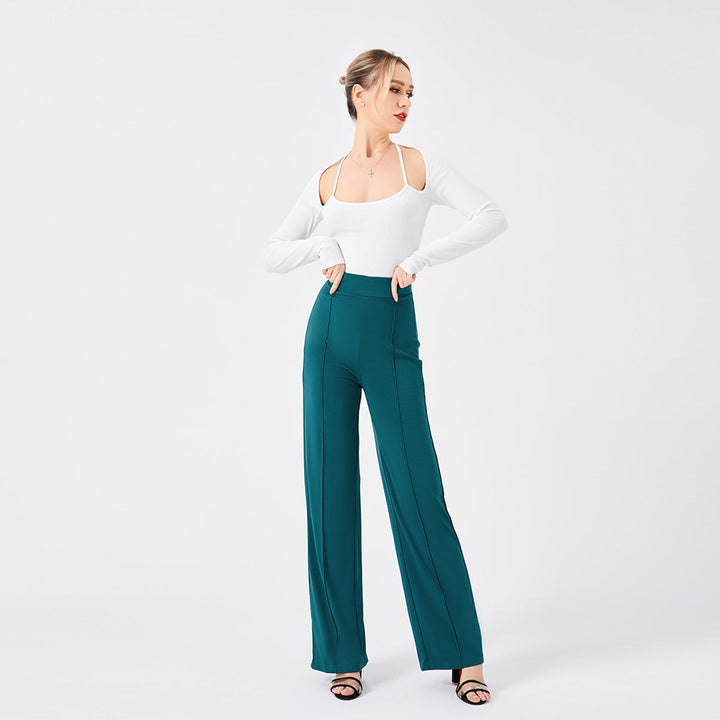 Pantaloni a zampa vita alta rossi, slim fit per donna, un tocco di colore elegante e audace.