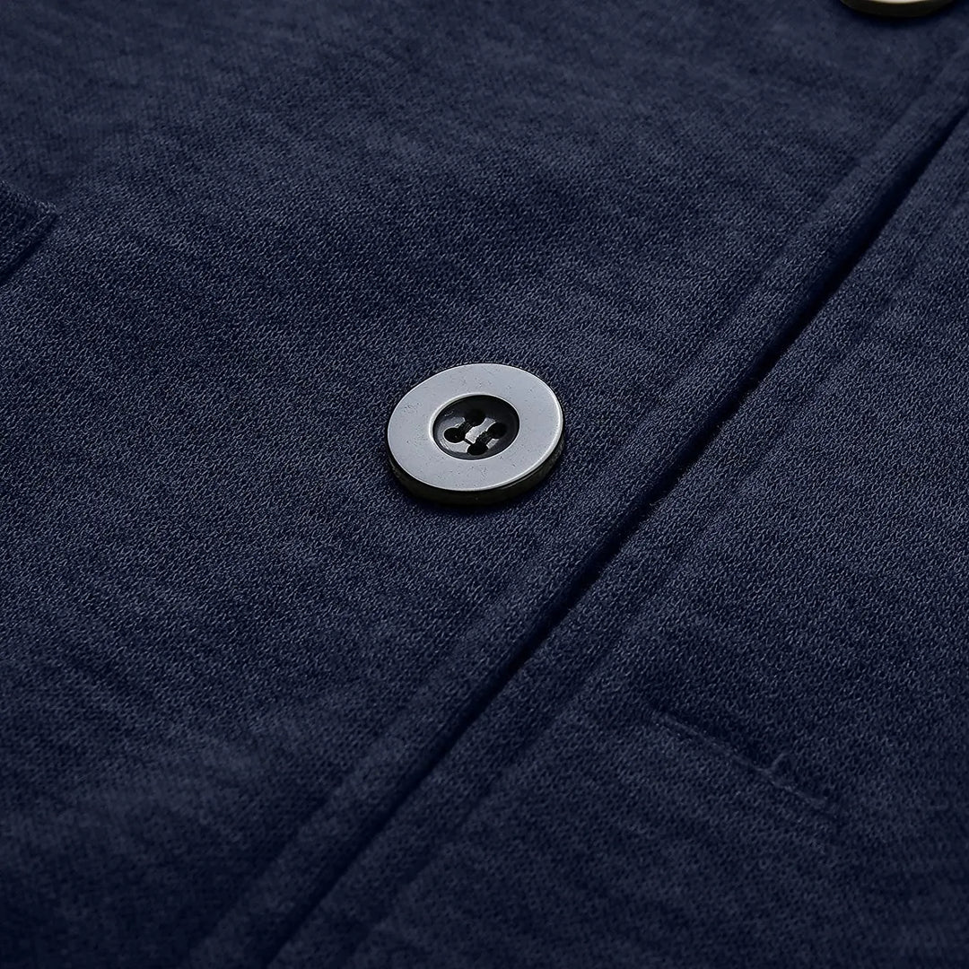 Blazer uomo raffinato, grigio. Con tasche, per un abbigliamento maschile versatile.