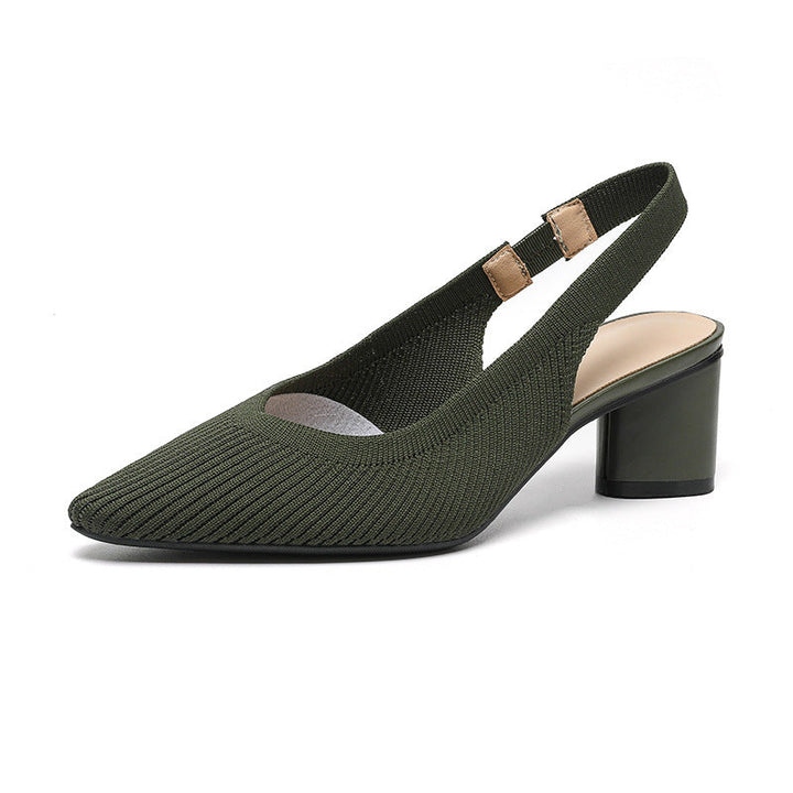 Scarpe a punta da donna, versatili con tacco quadrato stabile, adatte per giorno e sera con eleganza.