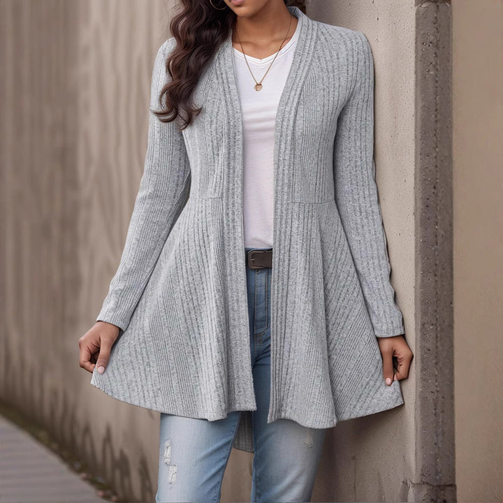 Cardigan da donna a righe, morbido e comodo, ideale per il tuo stile casual quotidiano autunnale.