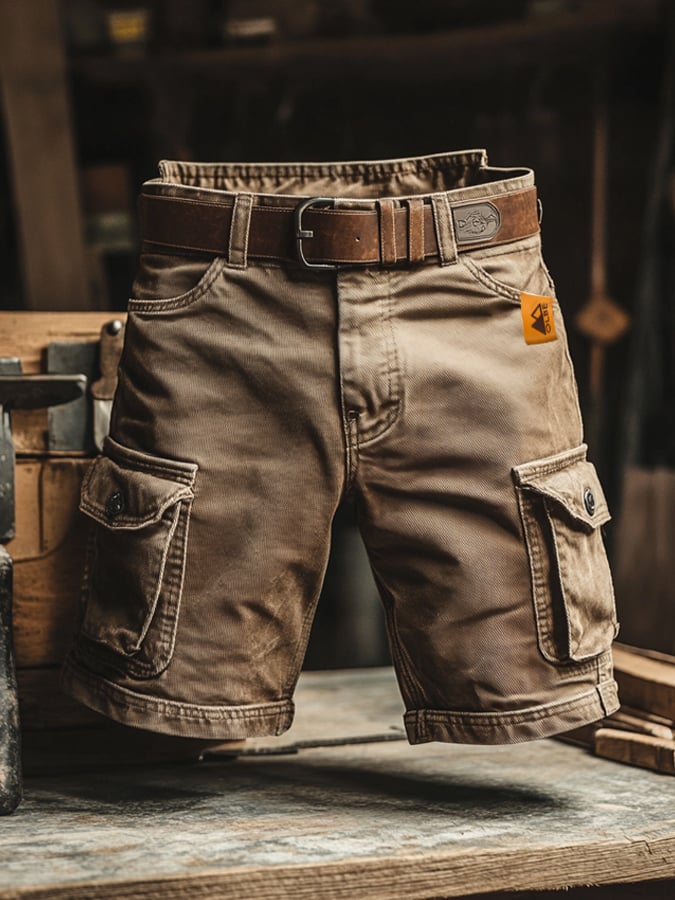 Pantaloncini cargo uomo versatili con tasche multiple, ideali per comfort e stile robusto in estate.