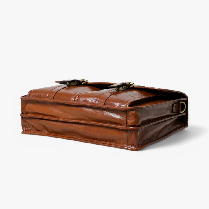 Borsa tracolla uomo marrone versatile, adatta per lavoro, università e organizzazione quotidiana.