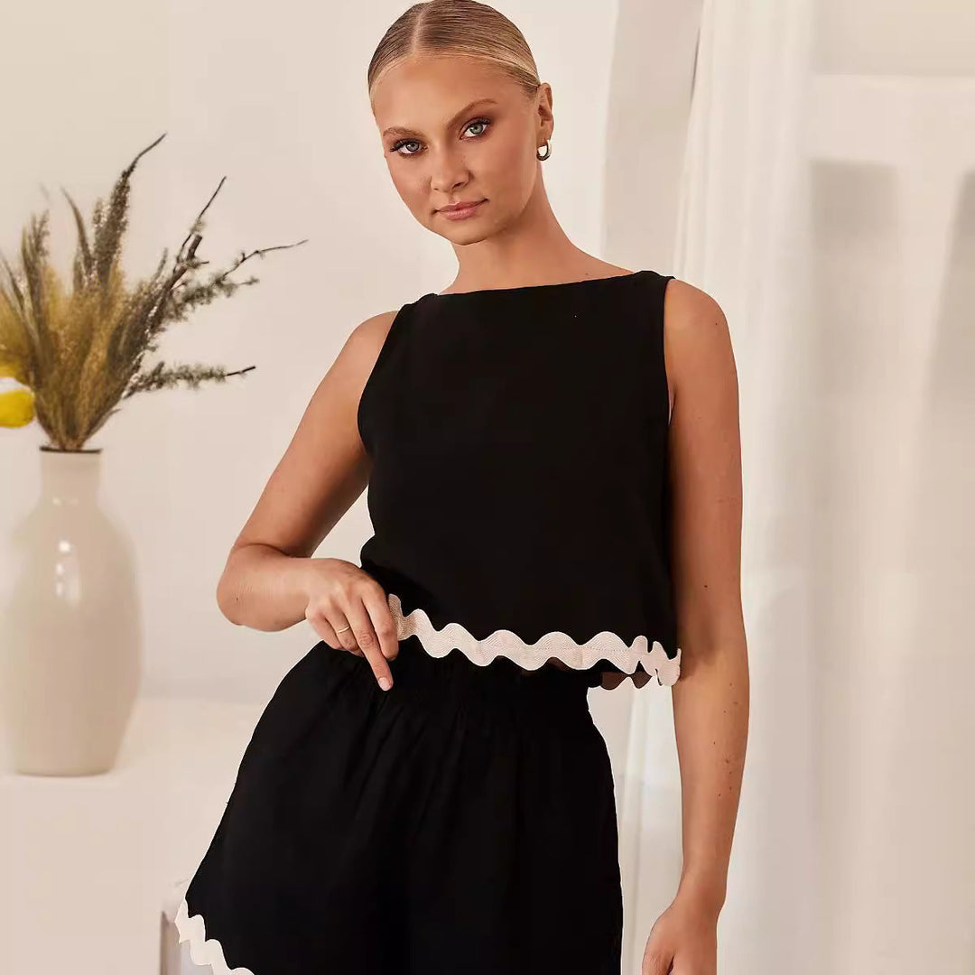 Set estivo leggero e fresco, smanicato e short tinta unita per donna. Perfetto per un look casual e comodo.