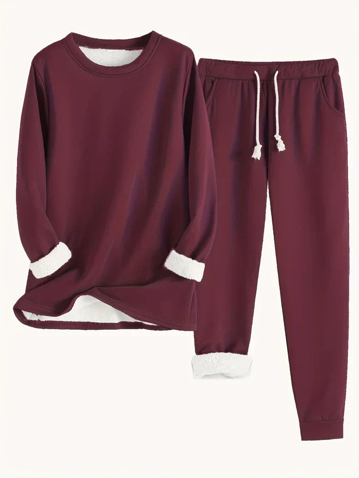 Elegante completo termico donna come loungewear invernale, super comodo, morbido e avvolgente.