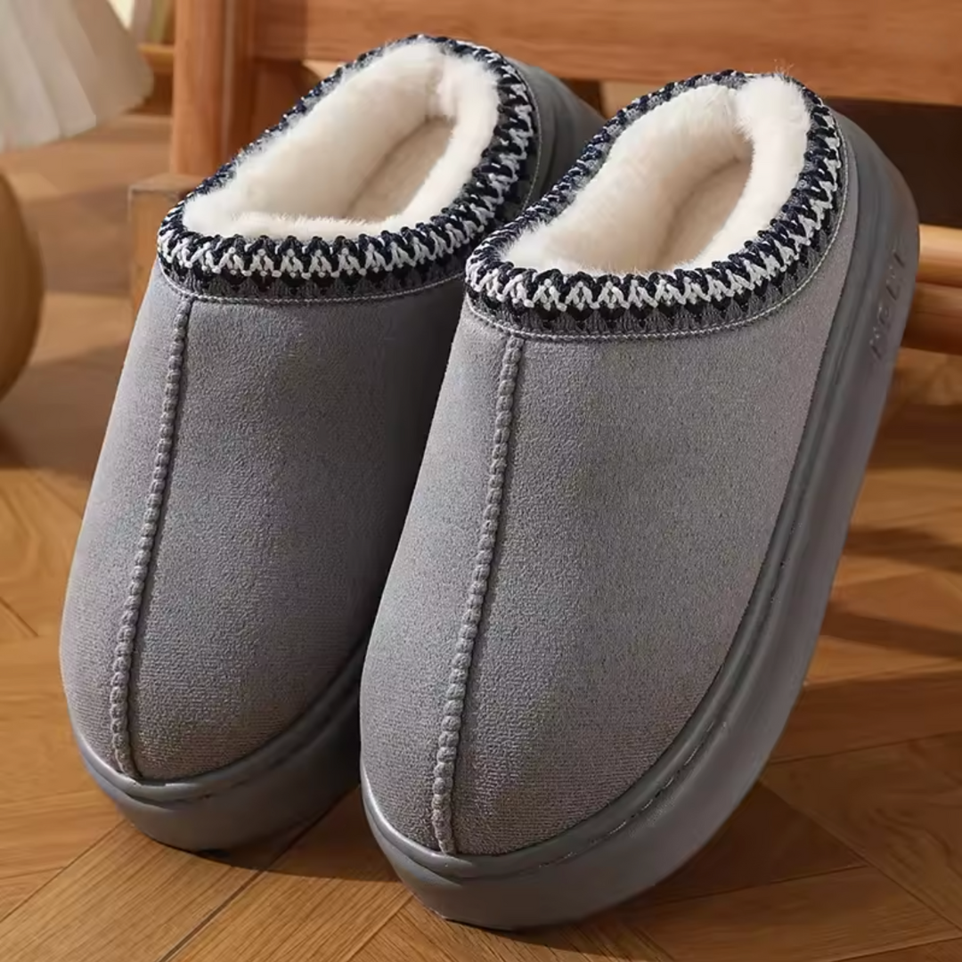 Sandali donna casual con plateau leggero, colore sabbia, ideali per il tempo libero, gite fuori porta e massimo comfort.
