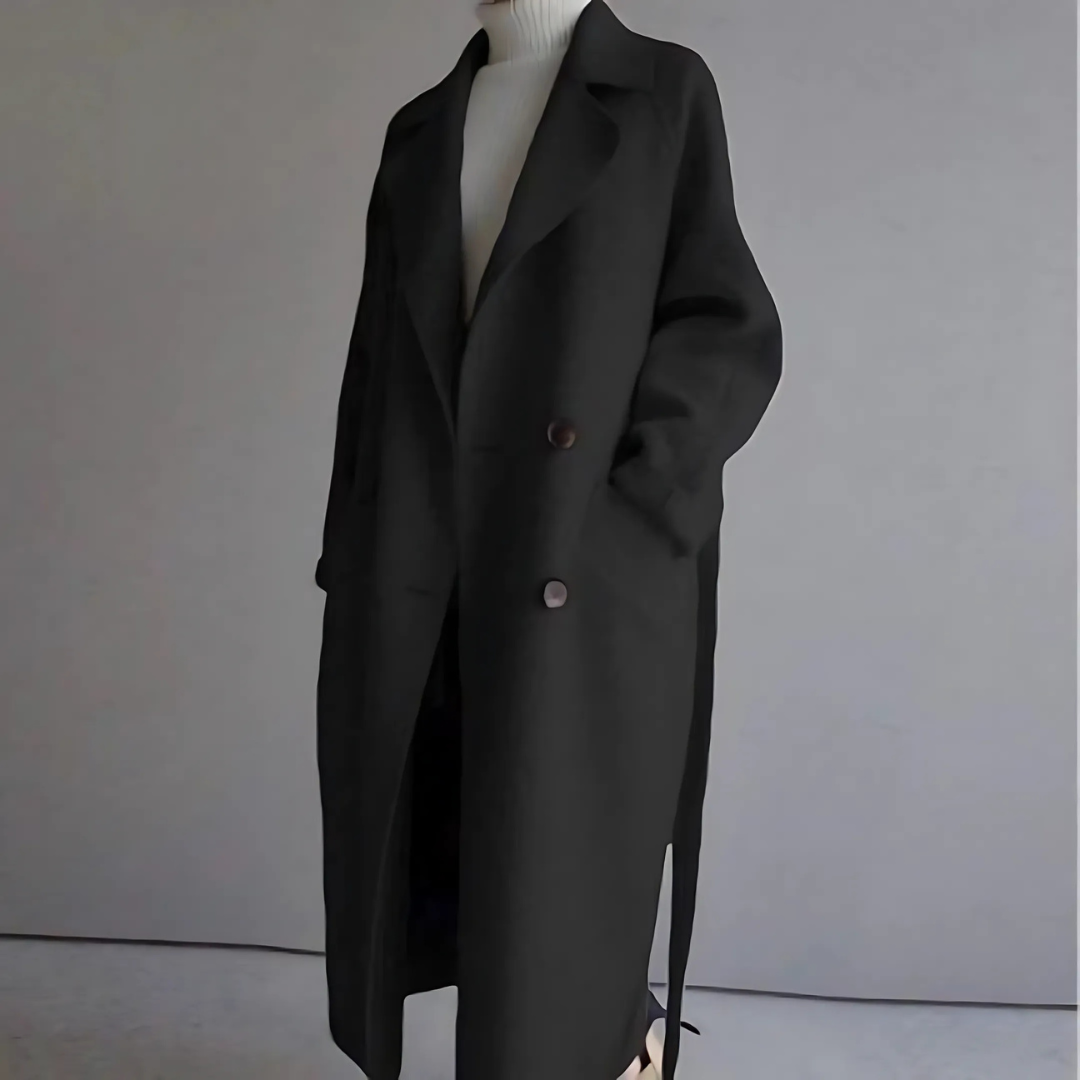 Moda autunno: cappotto invernale femminile caldo ed elegante, ideale per ogni occasione.