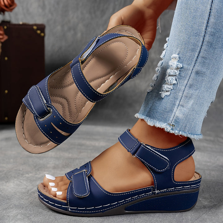 Sandali ergonomici per comfort quotidiano, eleganti e ideali per la moda estiva unisex uomo/donna.