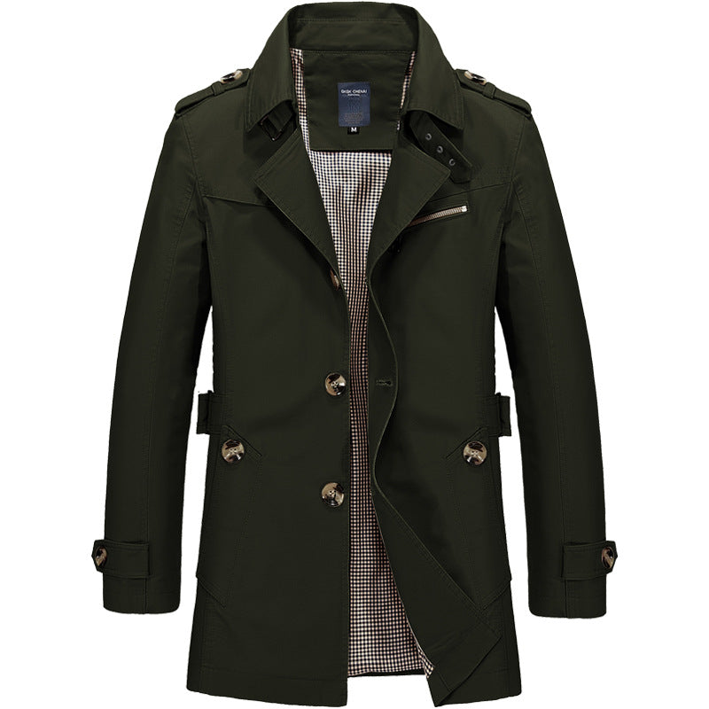 Trench uomo doppiopetto robusto ed elegante, soprabito perfetto per clima variabile e stile distintivo.