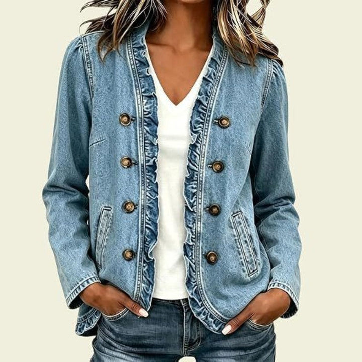 Giacca donna in jeans con balza, aggiunge un tocco casual e chic al tuo abbigliamento quotidiano.