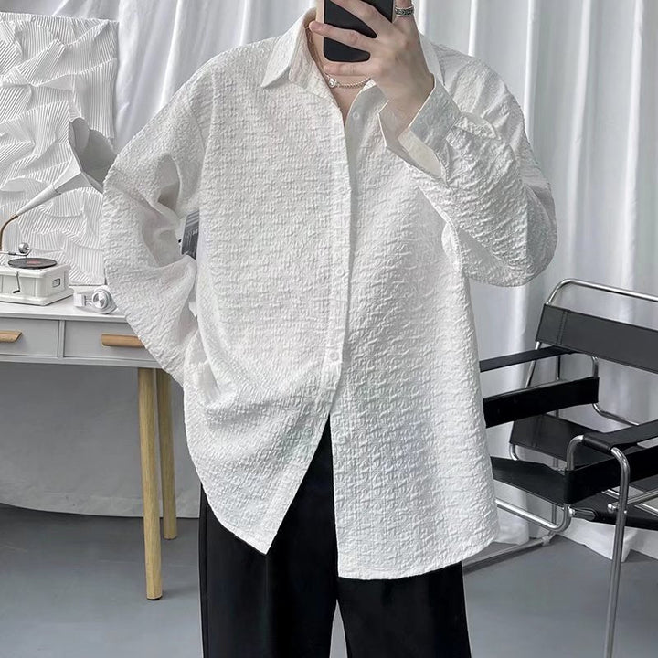 Camicia casual uomo jacquard con pattern a rilievo, vestibilità ampia e confortevole per l'autunno.