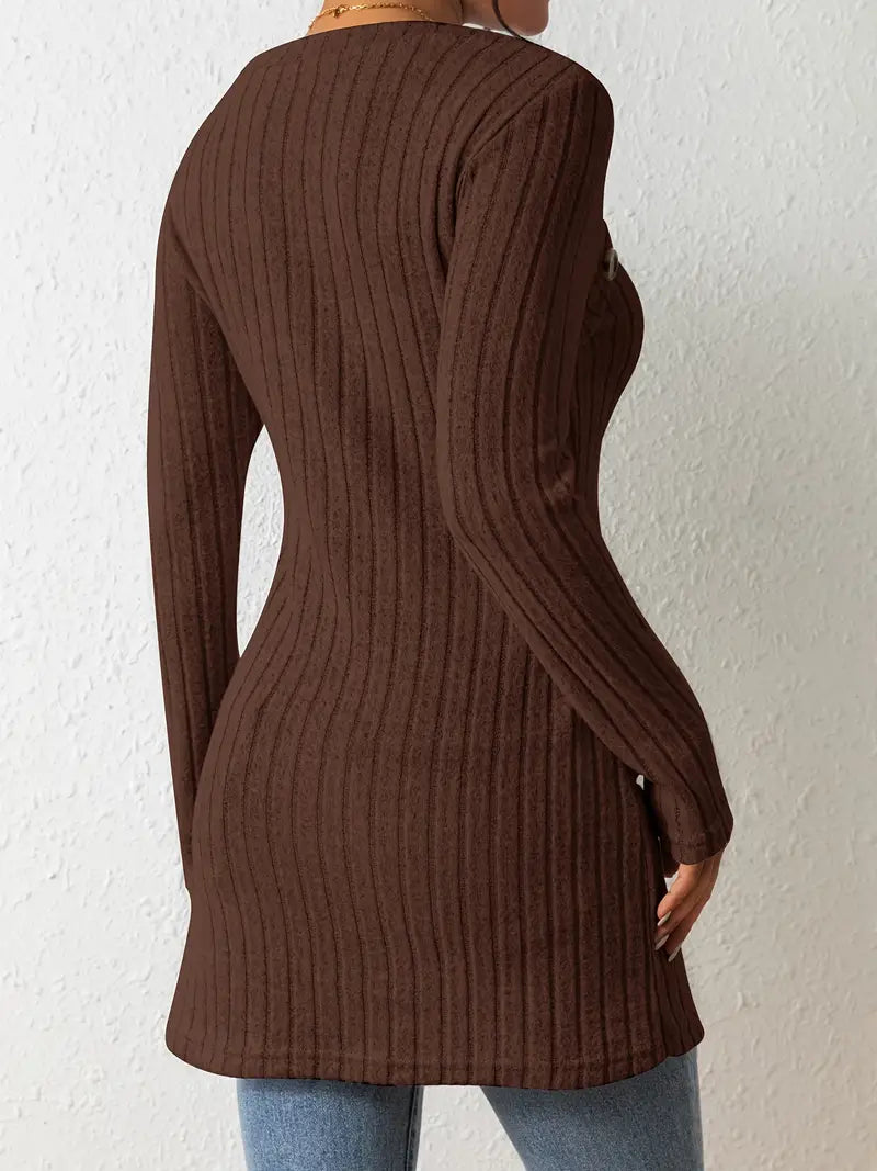 Elegante top asimmetrico monospalla da donna, disponibile in nero, grigio argento e marrone chiaro.