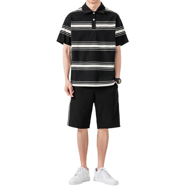 Set sportivo uomo estivo nero: t-shirt e shorts casual per un look comodo. Ideale per relax e attività leggere.