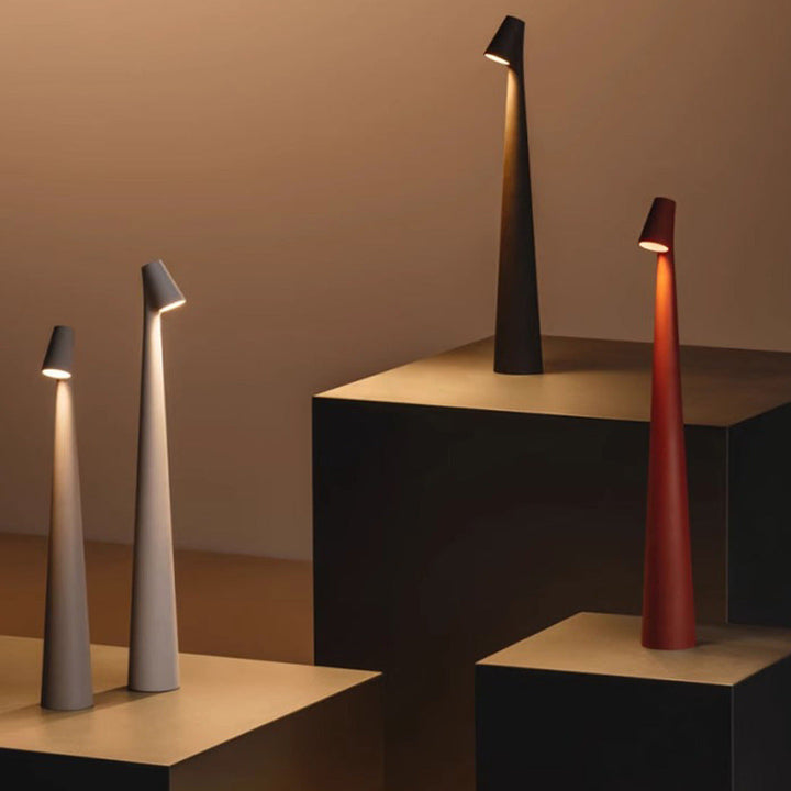 Lampada LED ricaricabile senza fili, design nordico. Ideale per atmosfera, lettura e comodino. Dimmerabile.