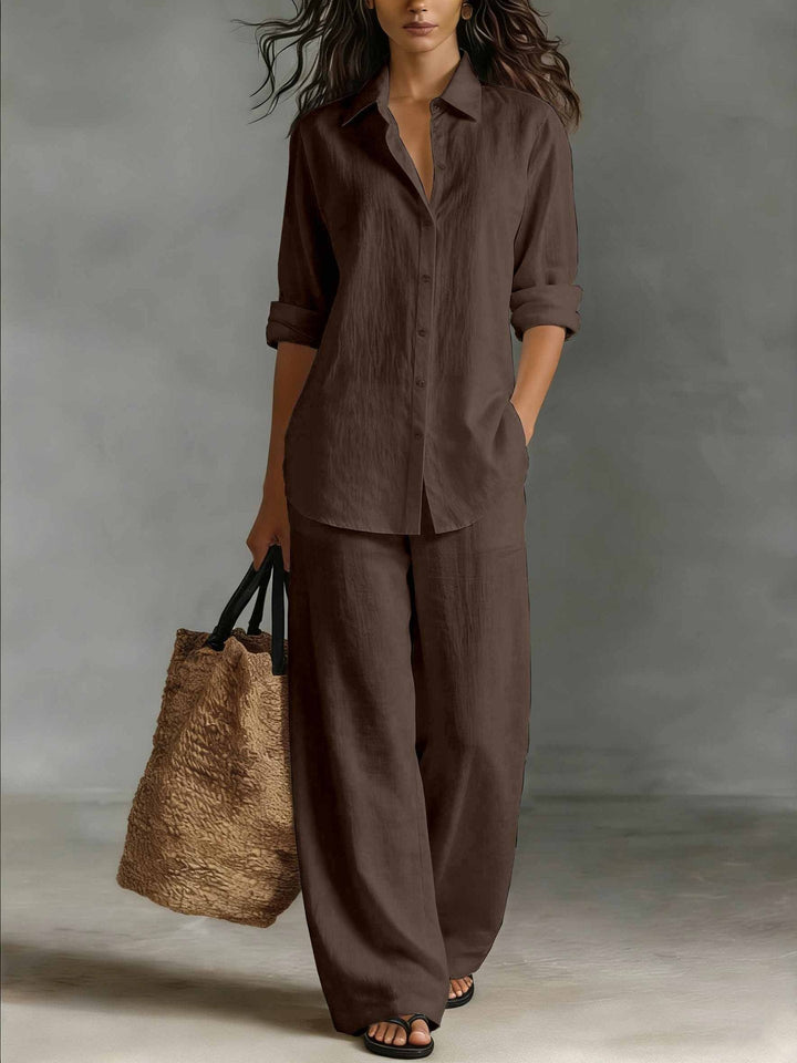 Completo donna due pezzi casual, perfetto per il comfort con top a maniche lunghe e pantaloni dritti.
