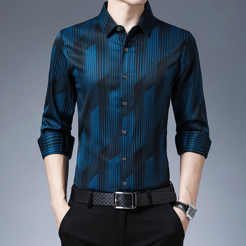 Camicia classica da uomo a maniche lunghe, ideale per abbigliamento lavoro, casual o viaggio.