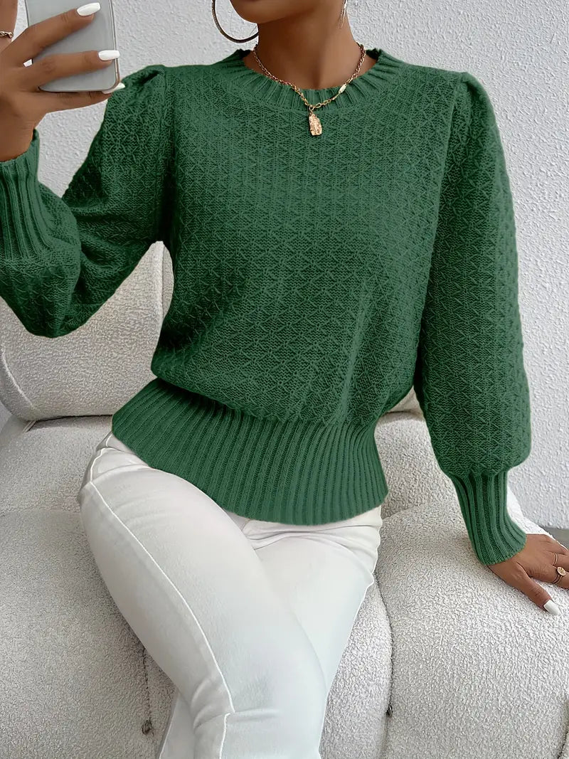 Maglione donna elegante, maniche a sbuffo. Maglieria girocollo confortevole, perfetto per outfit invernali casual chic.