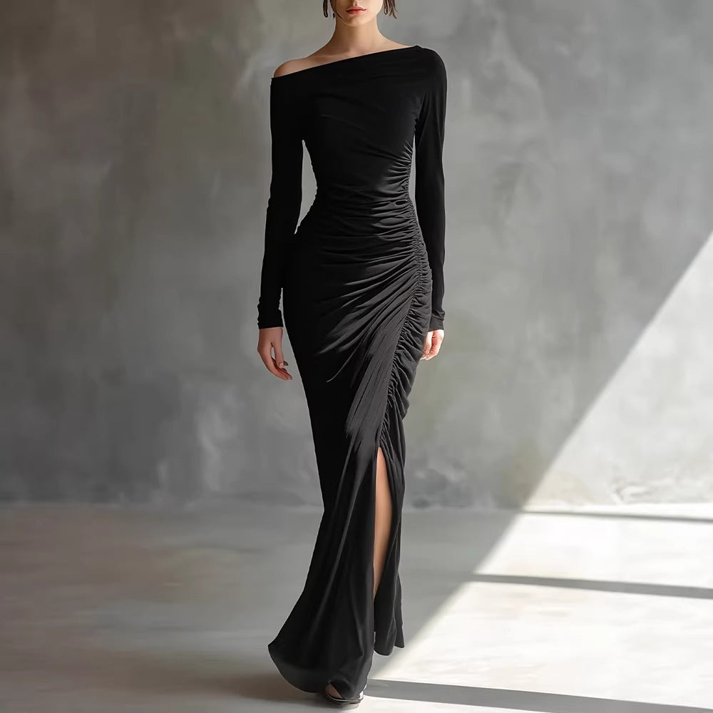 Abito lungo elegante donna nero a portafoglio con scollo a barca, ideale per serate e cerimonie. Slim fit femminile.