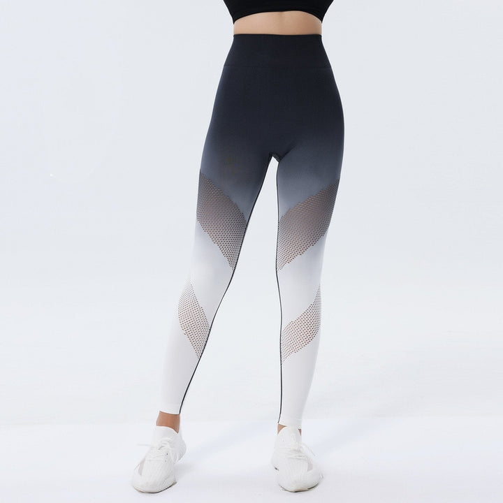 Leggings sportivi donna per yoga e running. Vita alta con arricciatura, tessuto elasticizzato per massimo comfort nell'allenamento.