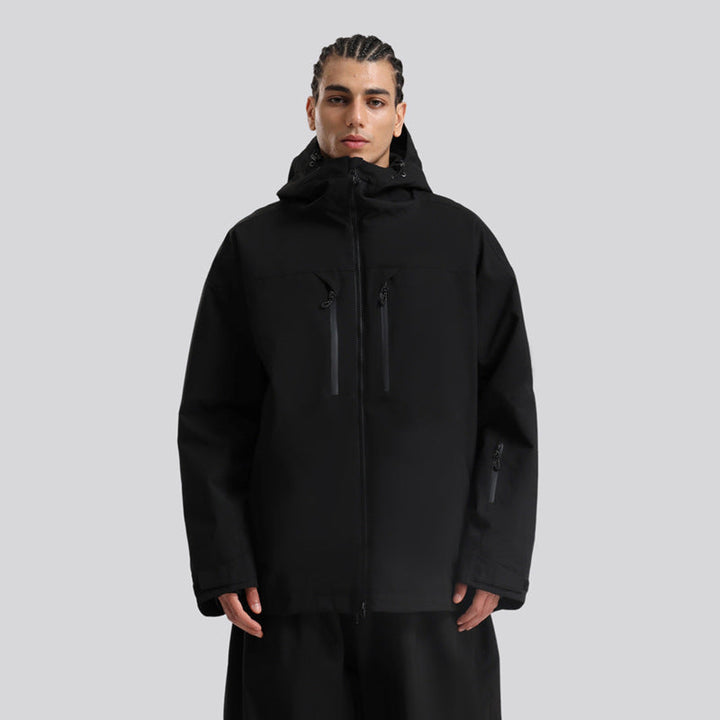 Dettaglio tessuto giacca sci uomo impermeabile e traspirante, ideale per l'outdoor invernale.