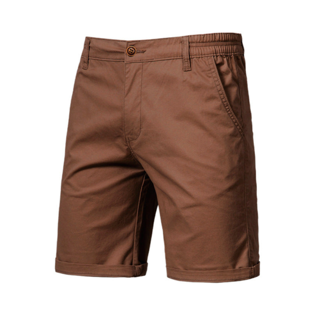 Retro dei pantaloncini estivi uomo, design elegante e casual per massimo comfort in spiaggia.