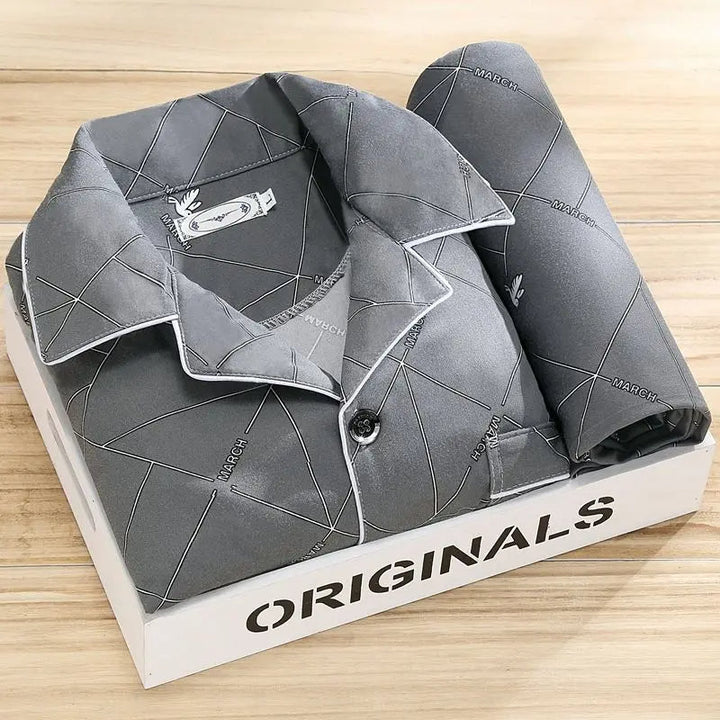 Pigiama uomo a righe blu, set completo elegante e confortevole a maniche lunghe.