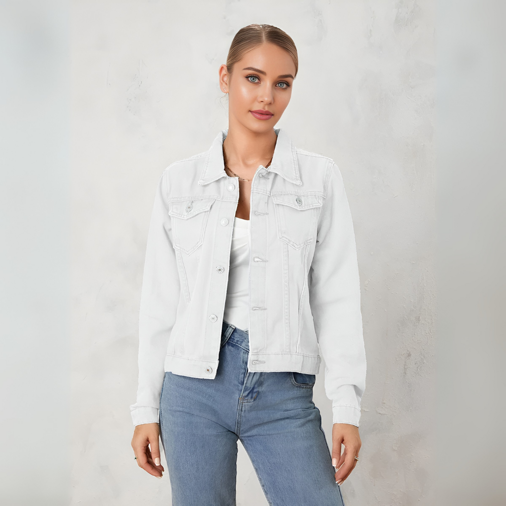 Giacca da donna colorata con bottoni, ideale come capospalla casual per l'autunno.