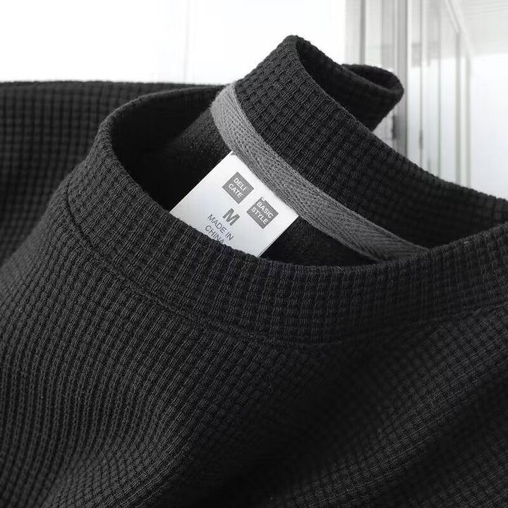 Maglia uomo estiva a maniche corte, traspirante e confortevole per le giornate calde.