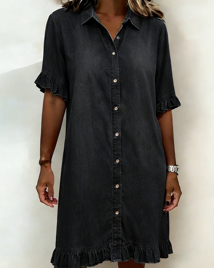 Vestito denim donna casual a mezze maniche e bottoni. Comodo e versatile, lunghezza sopra il ginocchio.