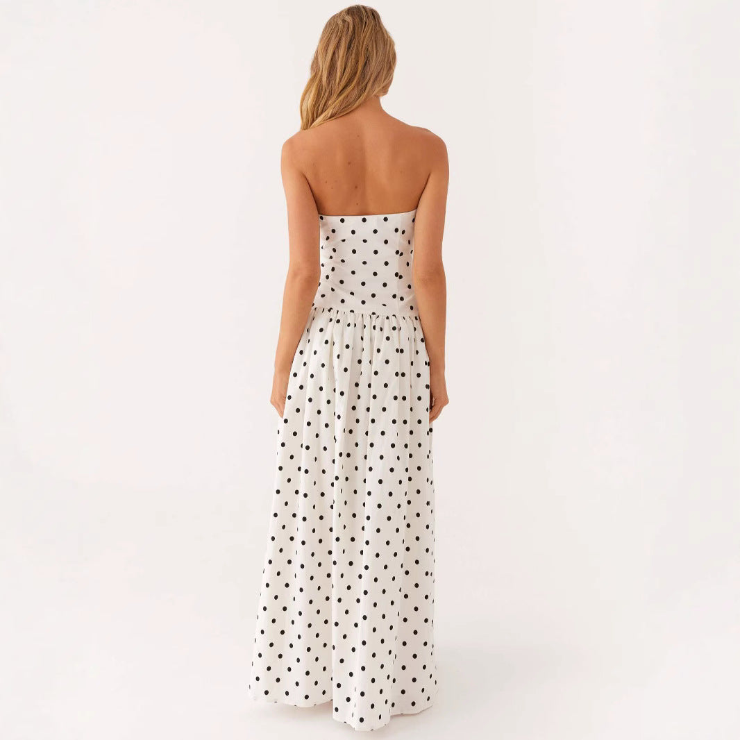 Abito lungo estivo donna slim fit senza spalline, stampa floreale verde e bianco. Perfetto per un'elegante moda mare.