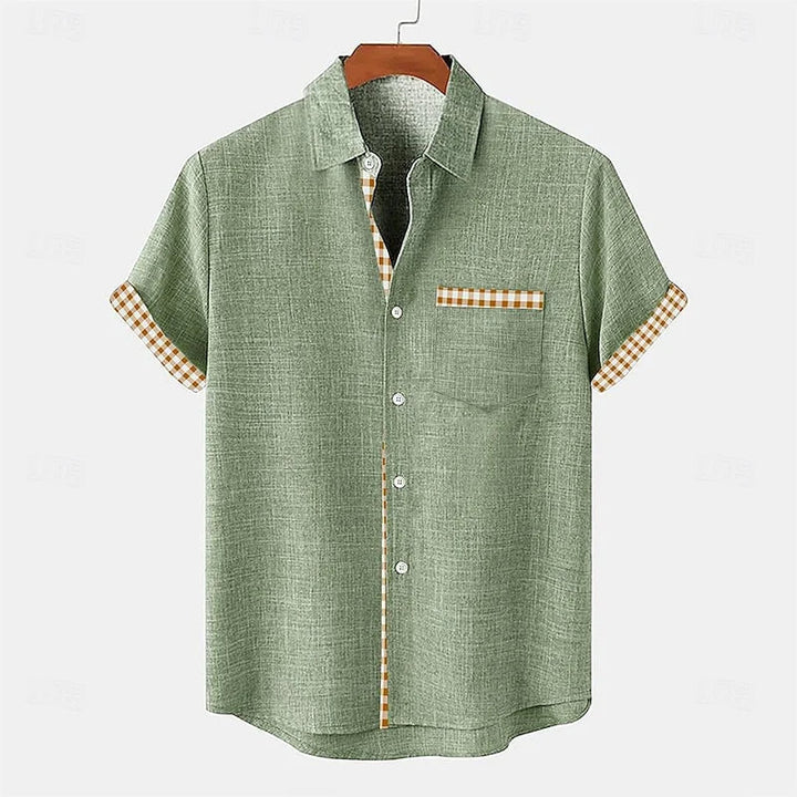 Camicia uomo elegante casual con pattern gingham e maniche lunghe. Ideale per ufficio, look quotidiano moda primavera.