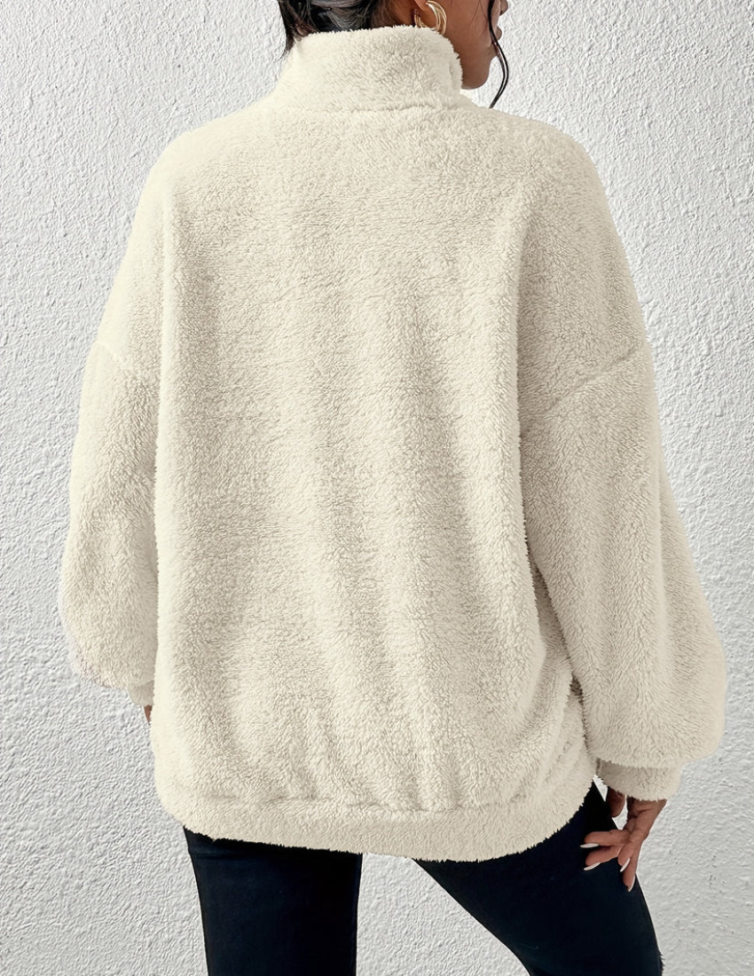 Maglione donna casual e soffice. Ideale per autunno-inverno, maniche lunghe, comodo ed elegante. Abbigliamento moda.