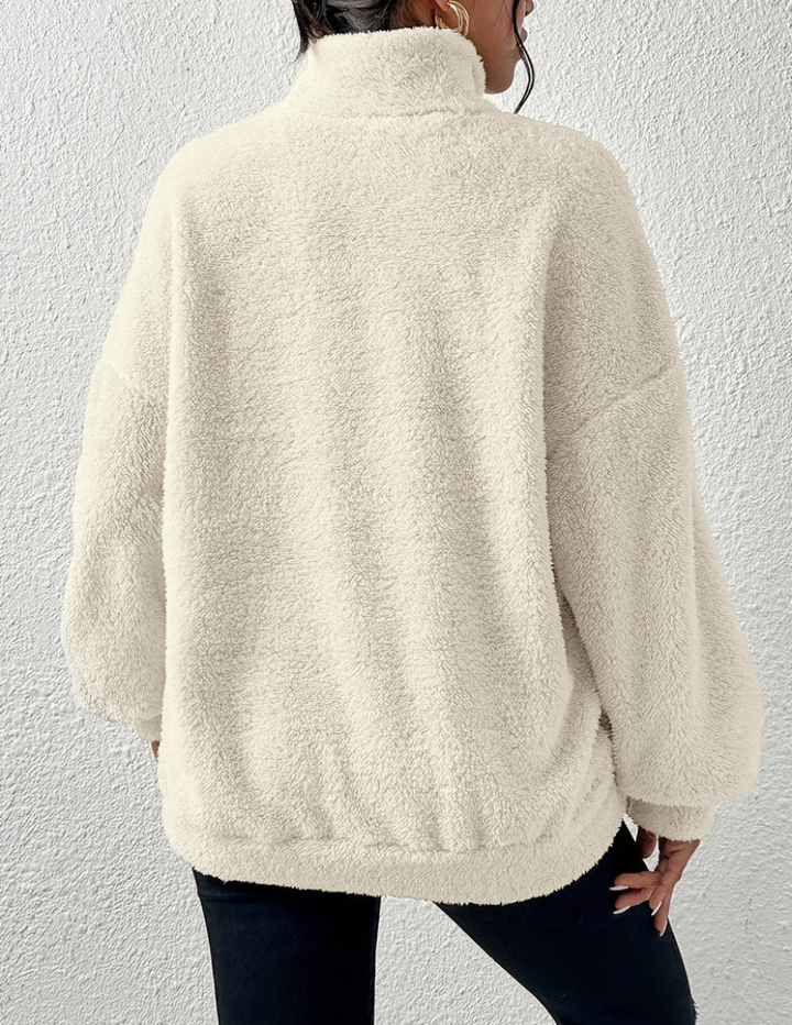 Maglione donna casual e soffice. Ideale per autunno-inverno, maniche lunghe, comodo ed elegante. Abbigliamento moda.
