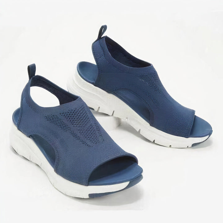 Eleganti sandali ortopedici donna, ideali per look casual o chic. Comfort e moda per la stagione estiva.