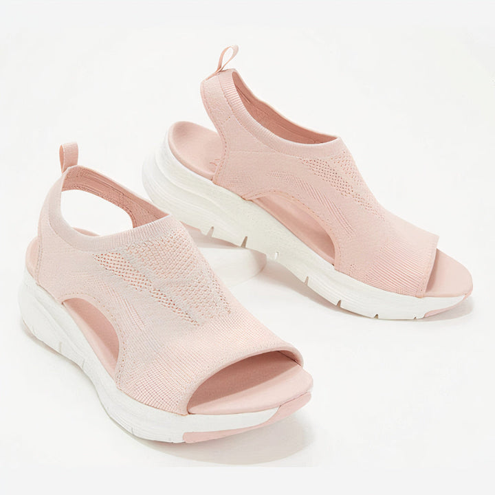 Sandali estivi ortopedici da donna, un mix di moda e comfort. Ideali per lunghe passeggiate con stile.