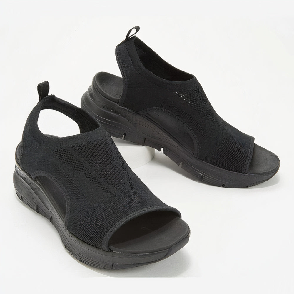 Sandali ortopedici donna per benessere e supporto plantare. Design leggero e confortevole per piedi sani.
