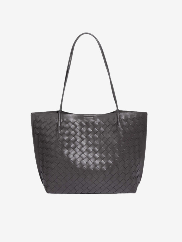 La borsa tote intrecciata definitiva per donna: capiente, elegante e versatile per ogni outfit.