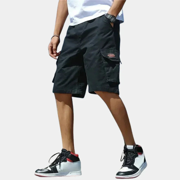 Pantaloncini cargo uomo estivi, pratici e ampi, ideali per outdoor, viaggio e attività all'aperto.