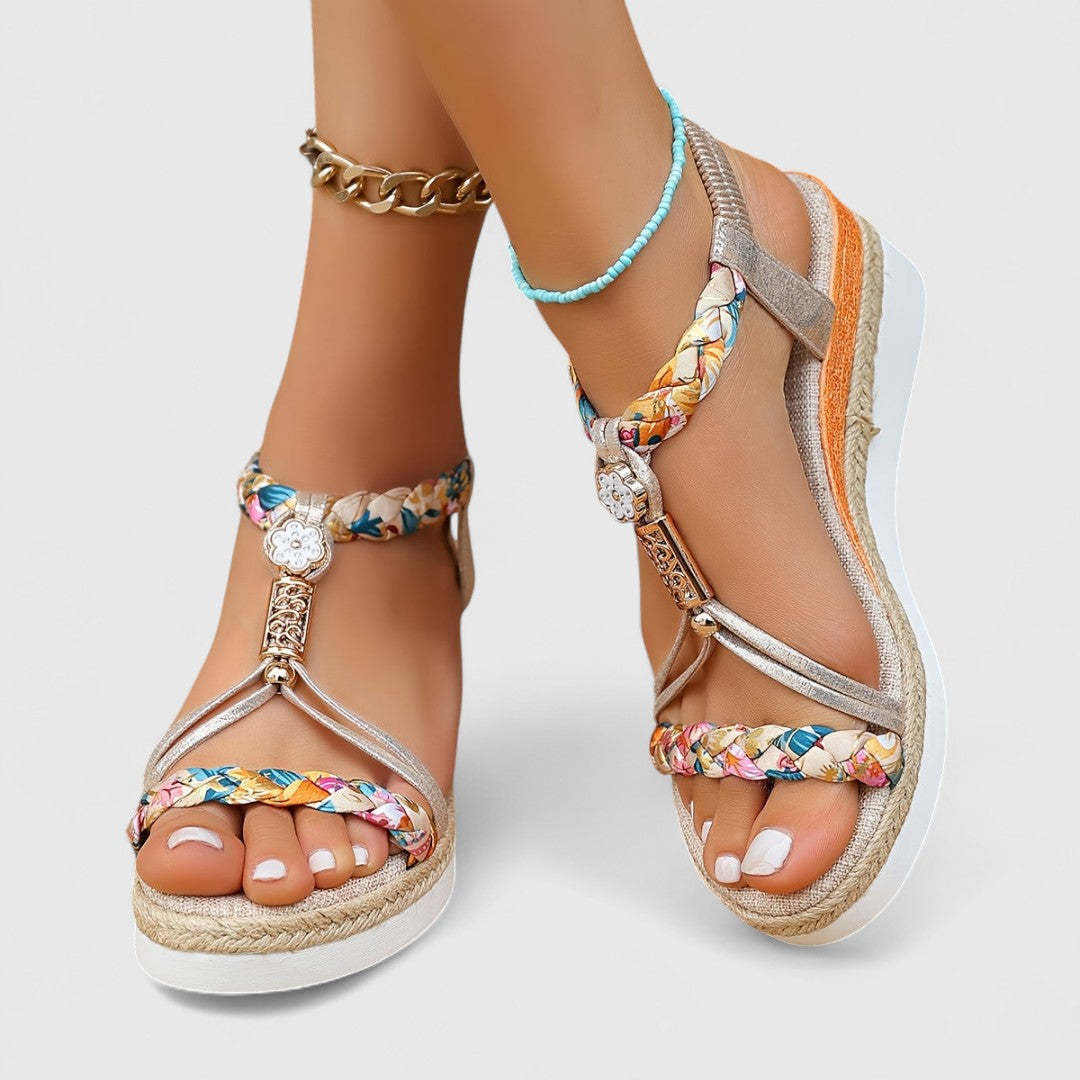 Sandali con tacco stabile da donna, perfetti per eleganza e comfort. Scarpe da sera per look raffinato.