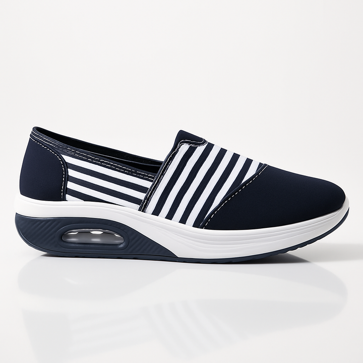 Scarpe donna comode blu navy, facili da indossare, con un tocco di eleganza per ogni occasione casual.