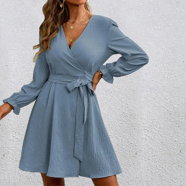 Abito casual chic donna a portafoglio con maniche a palloncino e cintura in vita, perfetto per il giorno.