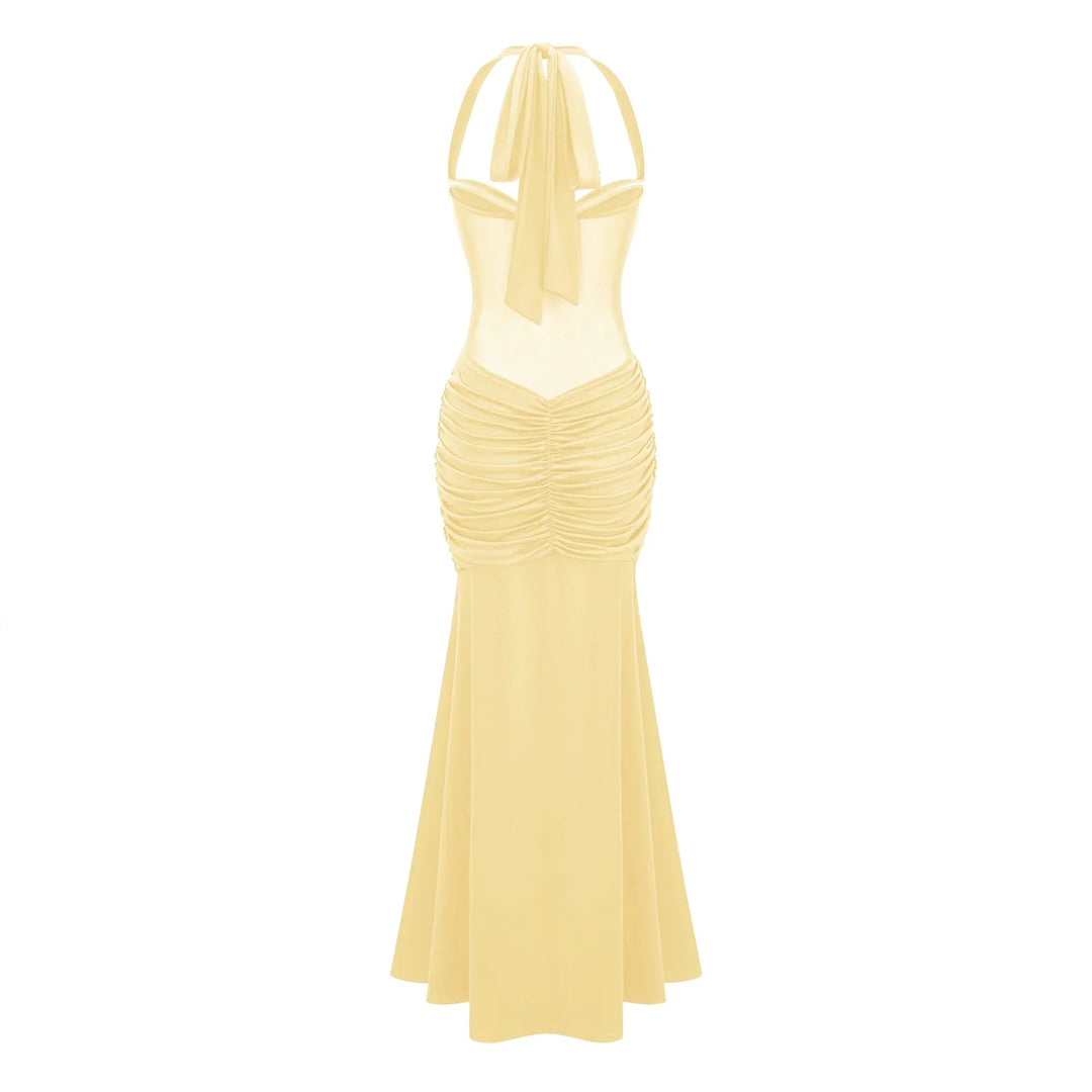 Abito lungo donna aderente con gonna a sirena, collo halter e drappeggio, vestito elegante per occasioni.