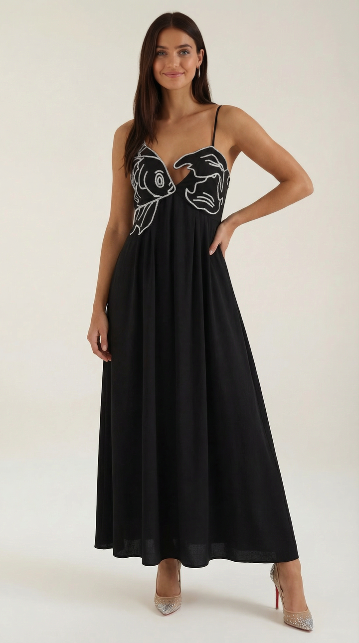 Abito lungo da sera elegante con ricamo floreale, vita impero. Perfetto per donna, cerimonia e primavera.