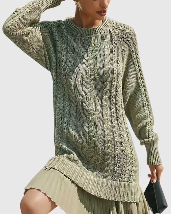 Vestito invernale donna con maniche lunghe e girocollo. Abito maglione elegante e comodo per la stagione fredda.
